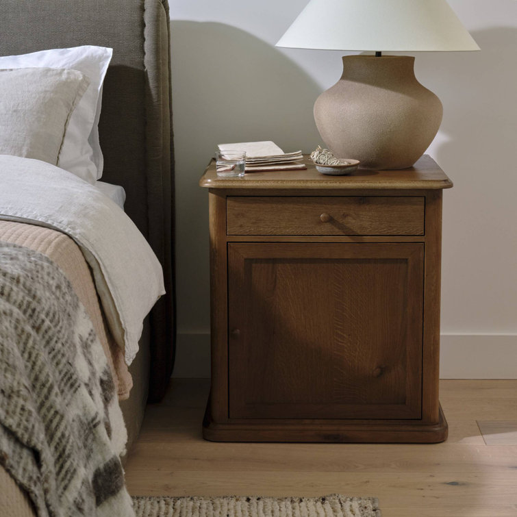 Saddle Brown Oak Veneer 1-Drawer Nightstand with Cabinet