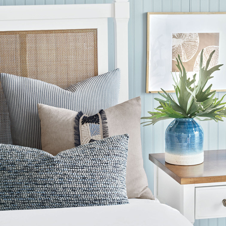 Beau Polyester Abstract Pillow Cover & Insert