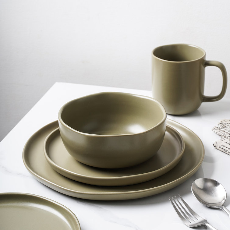 Olive Green Ceramic 32-Piece Dinnerware Set with Variegated Glaze