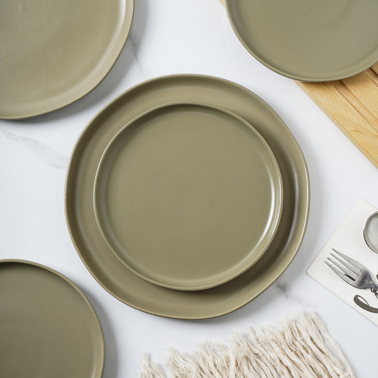 Olive Green Ceramic 32-Piece Dinnerware Set with Variegated Glaze