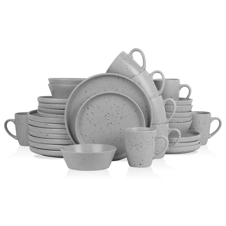 Jade Light Gray Ceramic 32-Piece Dinnerware Set, Service for 8