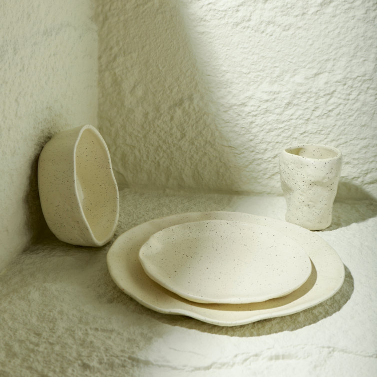 Atik Cream Speckled Ceramic 16-Piece Dinnerware Set, Service for 4