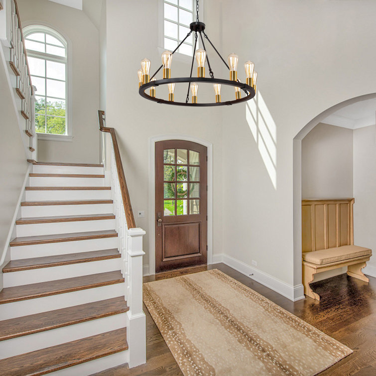 Black and Gold 12-Light Wagon Wheel Chandelier