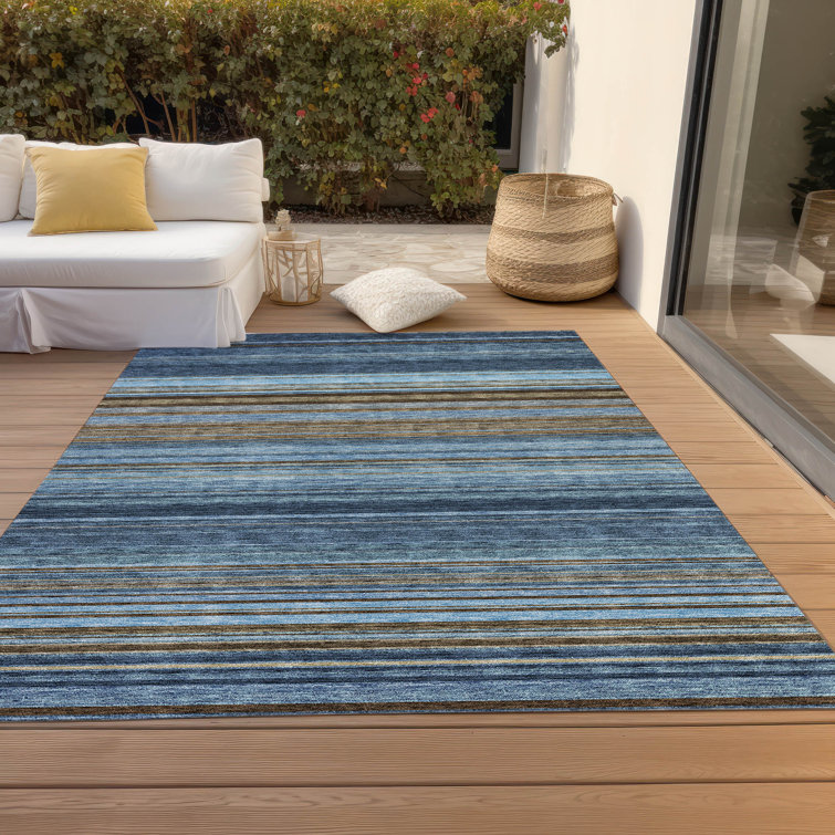 Navy and White Striped Rectangular Indoor/Outdoor Rug 2'6" x 3'10"
