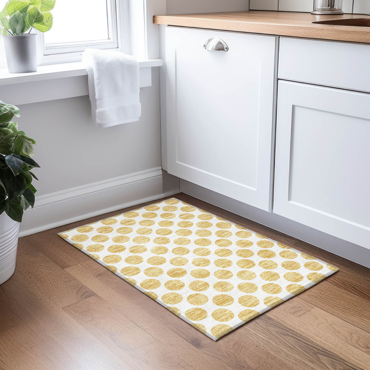 Gold Flat Woven Non-slip Rectangular Synthetic Rug 5' x 7'