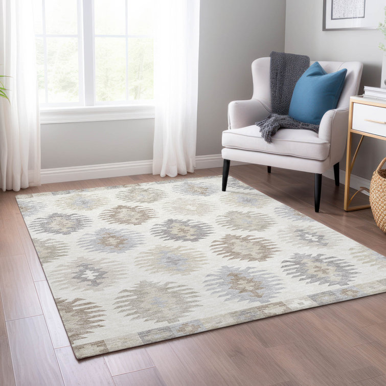 Ivory Rectangular Machine-Washable Indoor/Outdoor Area Rug