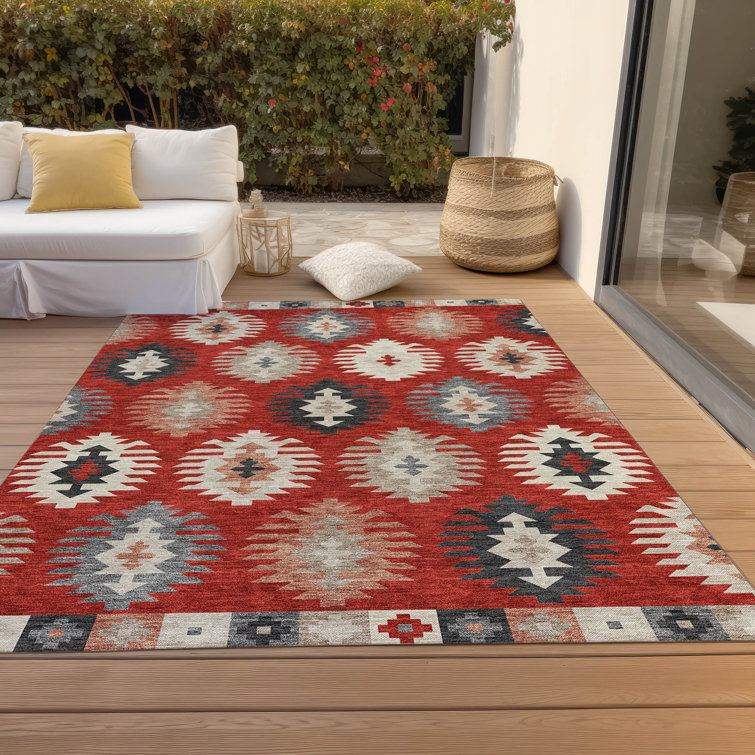 Chayden Southwestern Indoor / Outdoor Rug