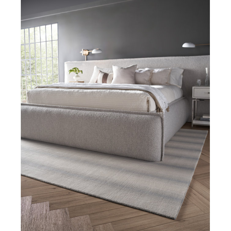 King Cream Upholstered Platform Bed with Tufted Headboard