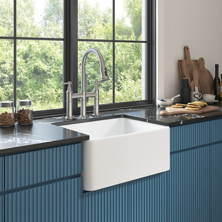 24'' White Fireclay Farmhouse Apron-Front Kitchen Sink