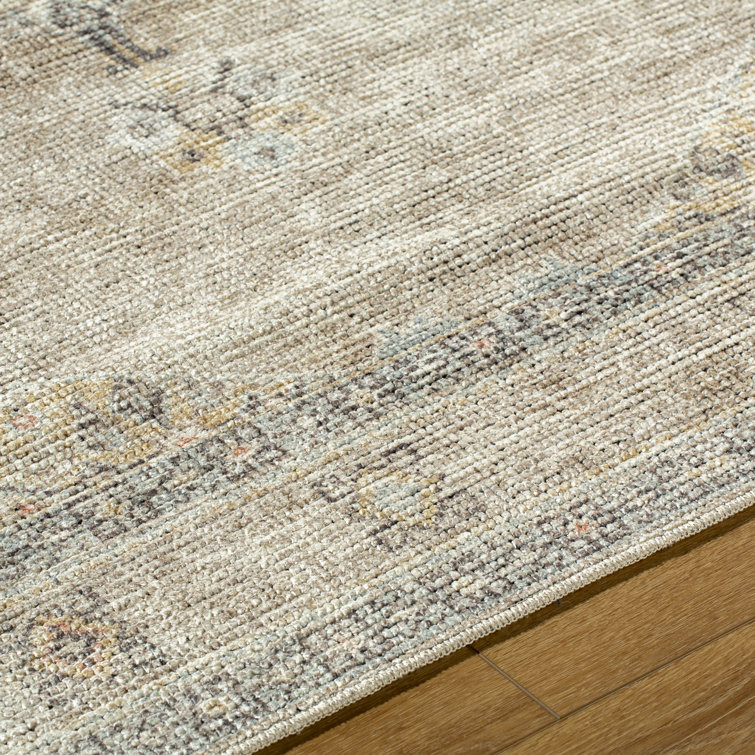 Vintage Medallion Lila 6'7" x 9' Rectangular Area Rug in Gray
