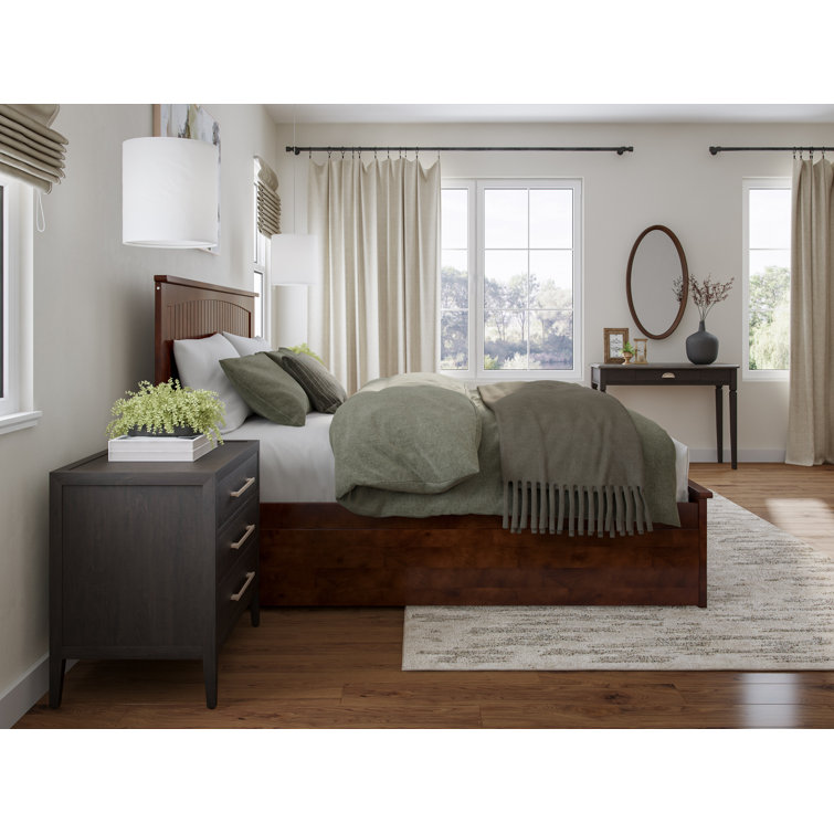 Nantucket Walnut King Wood Platform Bed with Headboard