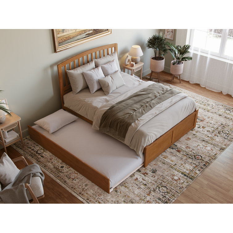 Light Toffee Queen Wood Platform Bed with Slatted Headboard