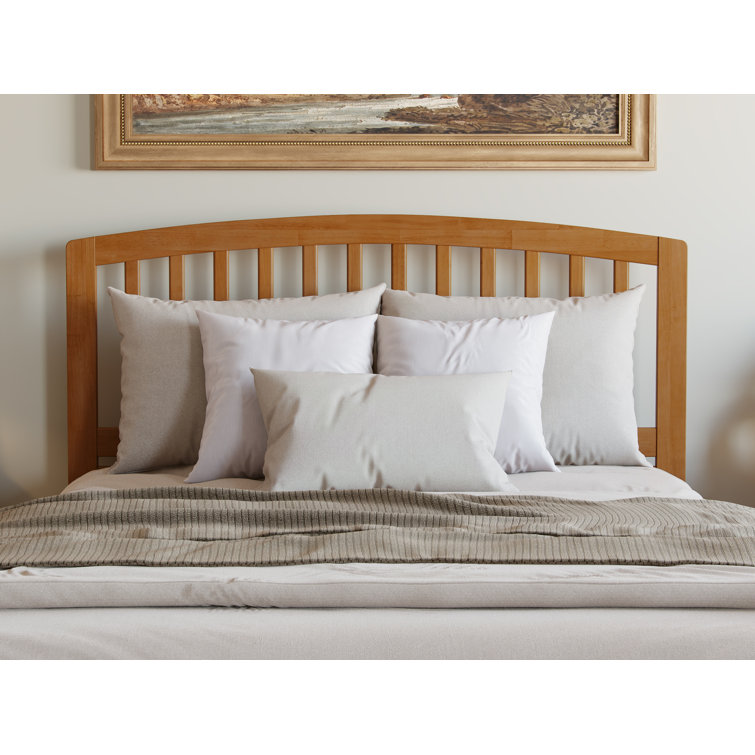 Light Toffee Queen Wood Platform Bed with Slatted Headboard