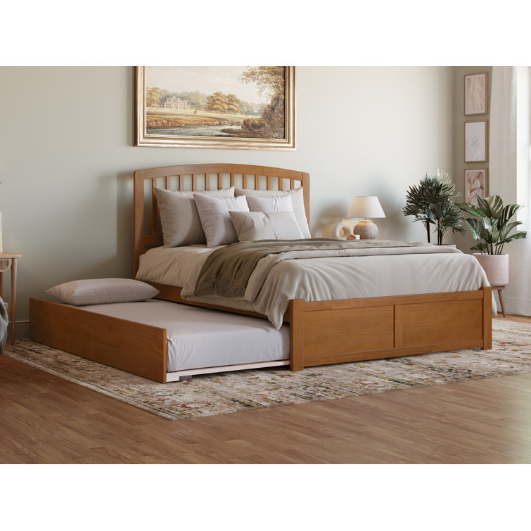 Light Toffee Queen Wood Platform Bed with Slatted Headboard