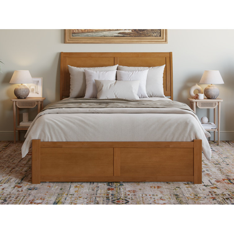 Light Toffee Queen Wood Platform Bed with Trundle and Headboard