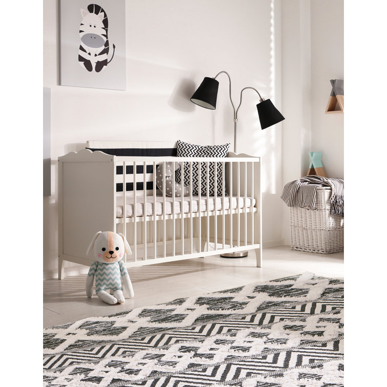 Casa Black and Ivory Geometric Cotton 4'5" x 6' Area Rug