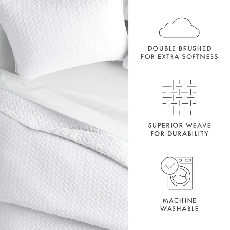 Herring Stitched Super Soft Twin Coverlet Set in White