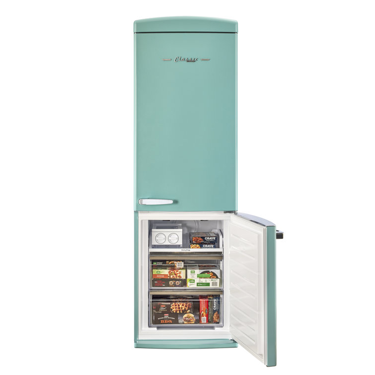 Ocean Mist Turquoise Retro Bottom Freezer Refrigerator with Ice Maker