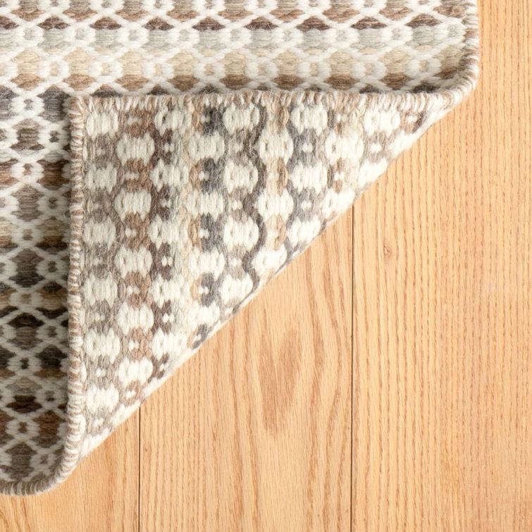 Natural Beige and Brown Handwoven Wool Stripe Rug, 2' x 3'