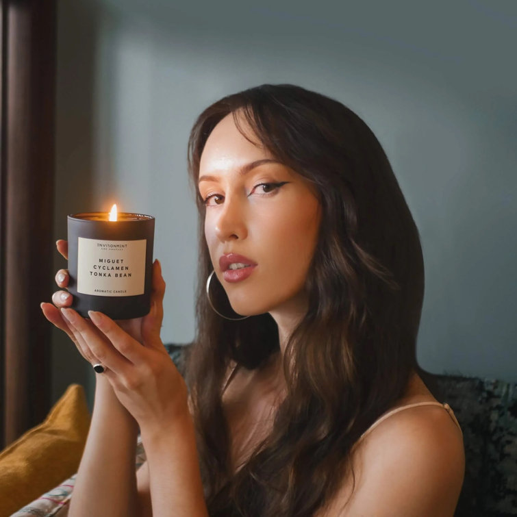 8oz Black Soy Candle with Marine, Bergamot, and Jasmine Scents