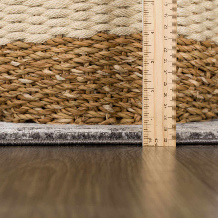 Orizaba Reversible Black Synthetic 5'3" x 7'3" Geometric Rug