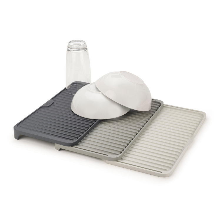 Gray Expandable Draining Mat with Ribbed Design