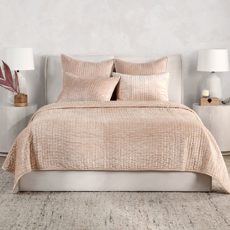 Bliss Pink Velvet King Quilt Set with Cotton Sateen Back
