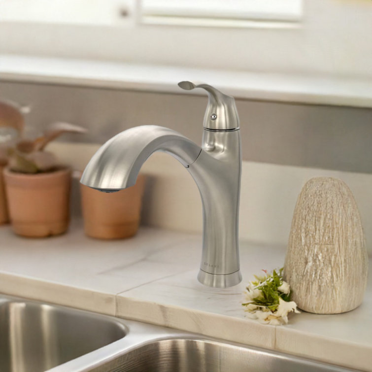 Brushed Nickel Single Handle Pull-Out Kitchen Faucet