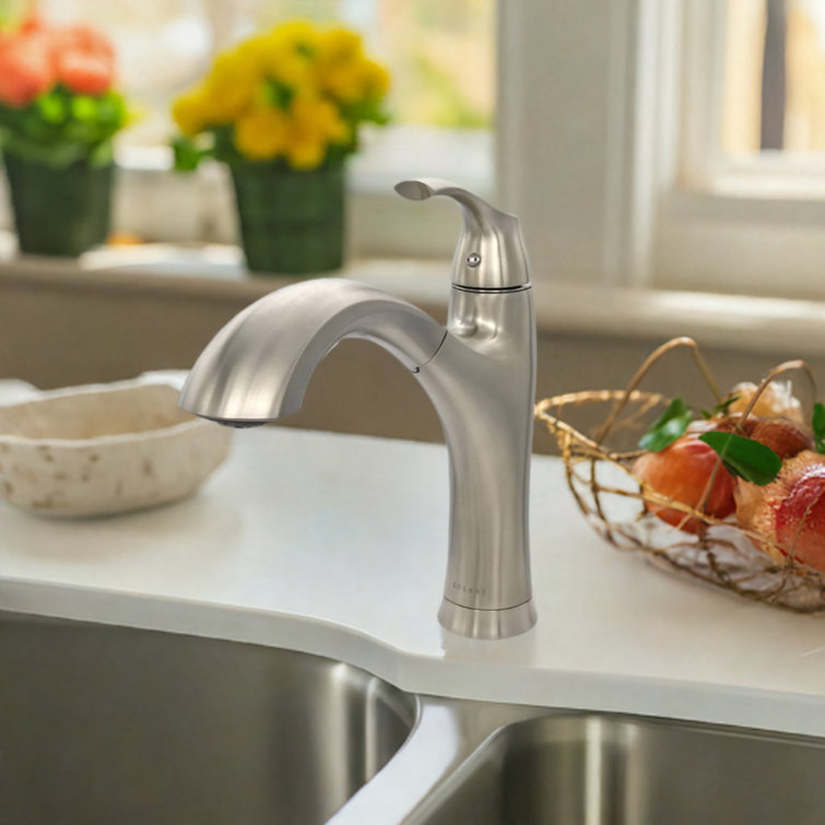 Brushed Nickel Single Handle Pull-Out Kitchen Faucet