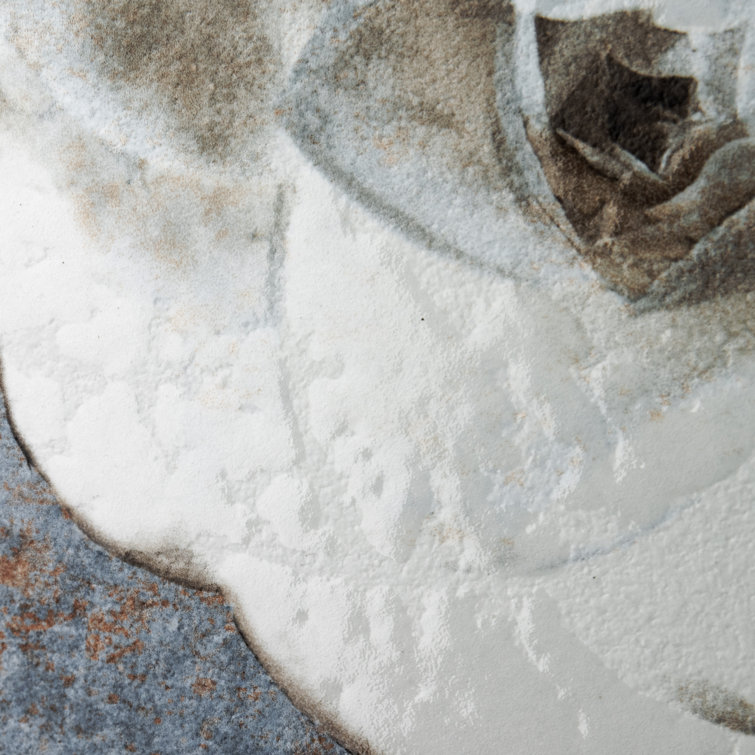 Parete Setoso Large Blue and White Glazed Porcelain Floral Tile
