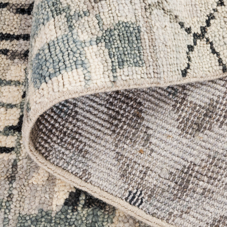 Gray Hand-Knotted Wool Rectangular 6' x 9' Rug