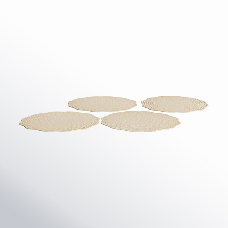 Flax Cotton Quilted Round Scalloped Edge Placemat Set