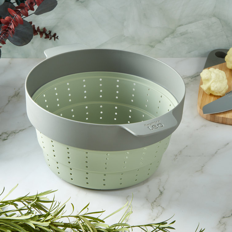 Sage Green 4.6qt Recycled Aluminum Stockpot with Glass Lid