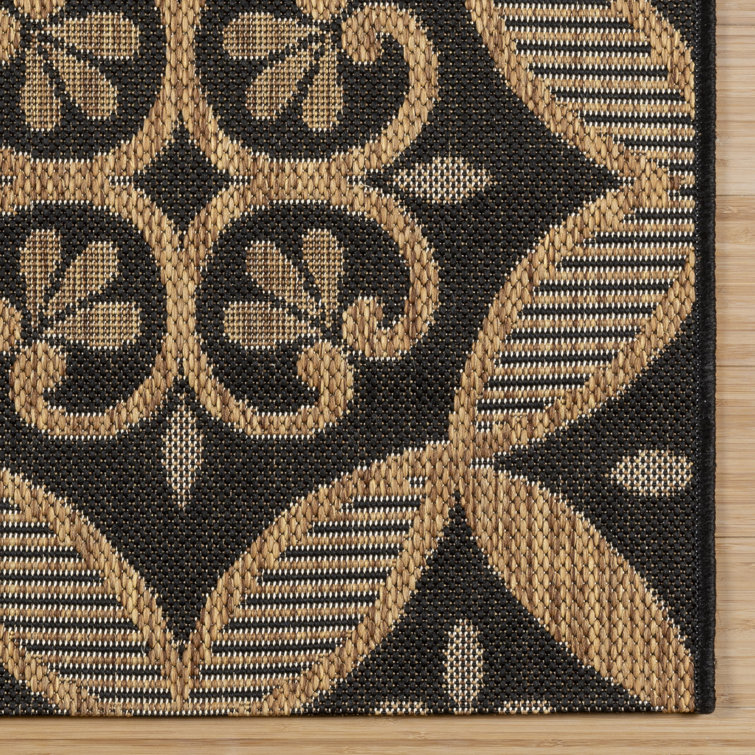 Chestnut and Black Floral Synthetic Flatweave 5' x 7' Area Rug