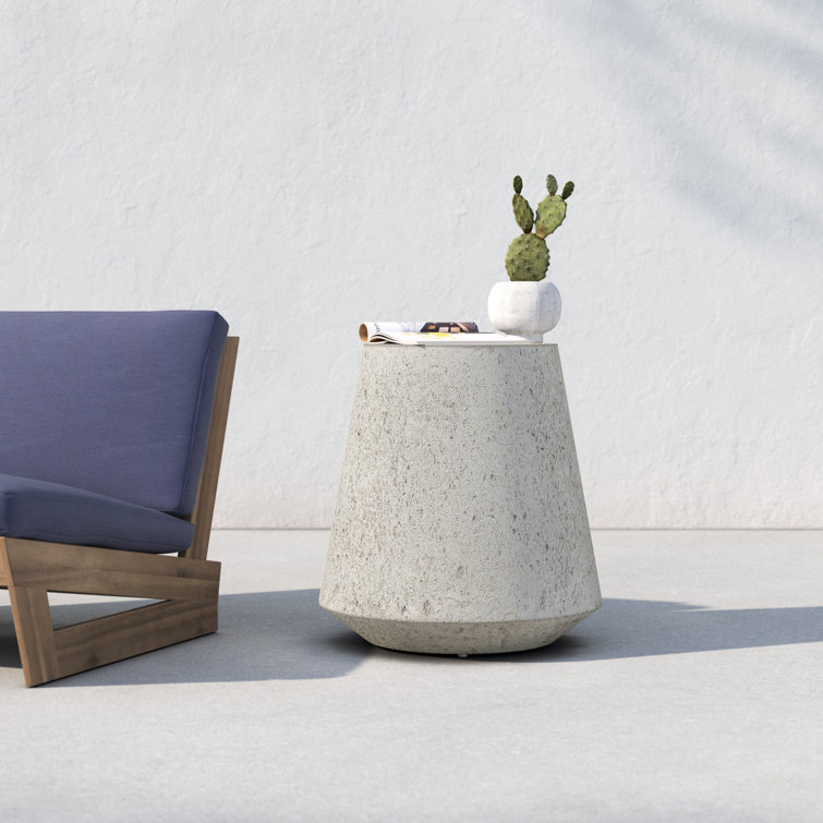 Lele 20.75'' White Concrete Round Outdoor Side Table