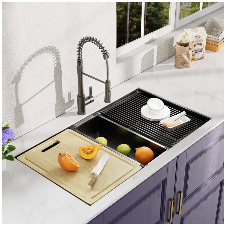 32 Inch Gunmetal Black Stainless Steel Undermount Workstation Sink