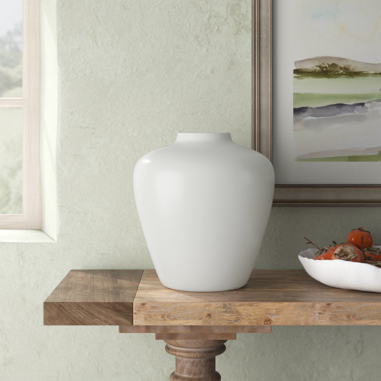 White Ceramic Novelty Table Vase