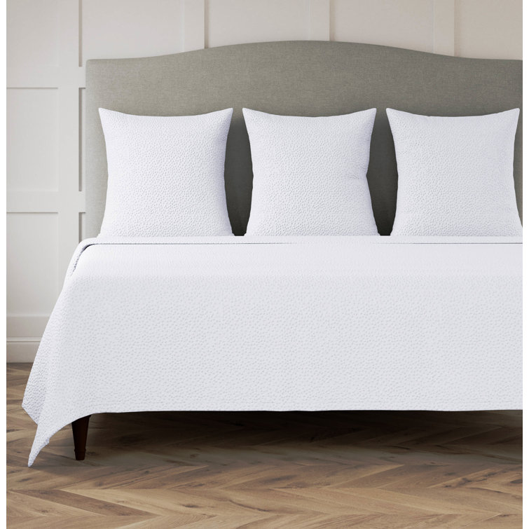 Modern Pebble Pattern Blue Cotton Queen Coverlet Set