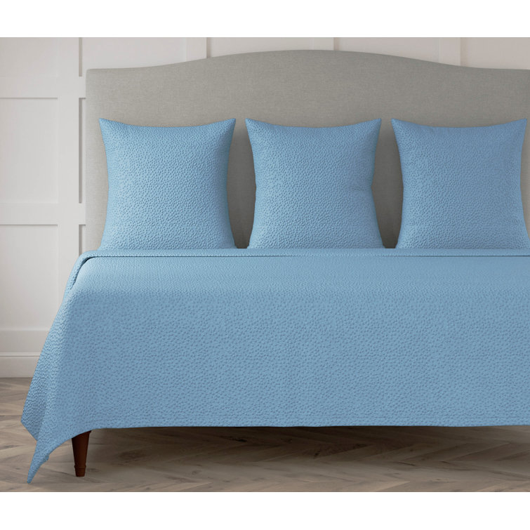 Modern Pebble Pattern Blue Cotton Queen Coverlet Set