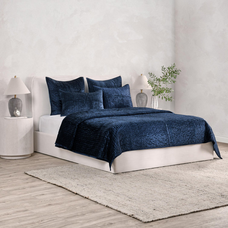 Ocean Blue Velvet King Quilt with Cotton Sateen Back