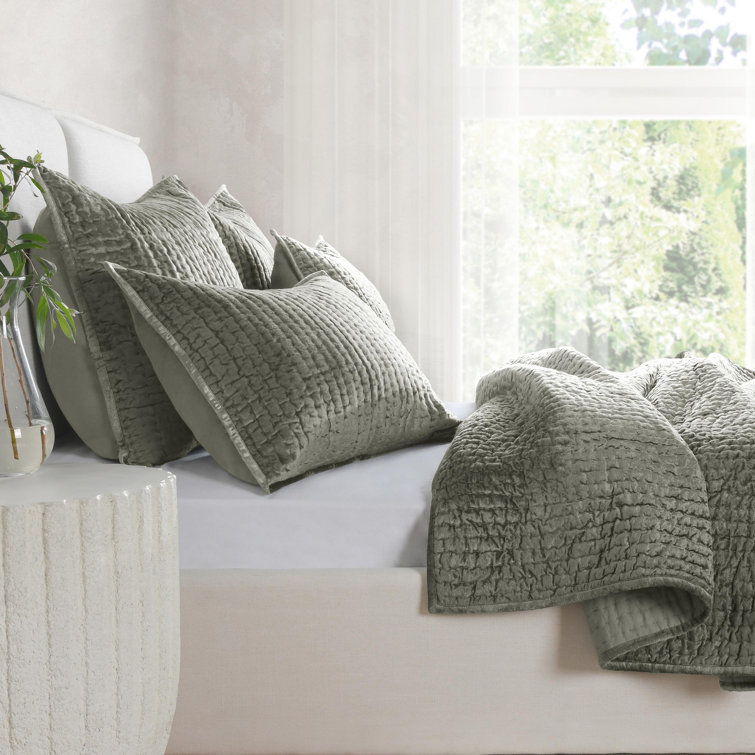 Luxurious Sage Green Velvet King Quilt with Hand-Stitched Detail