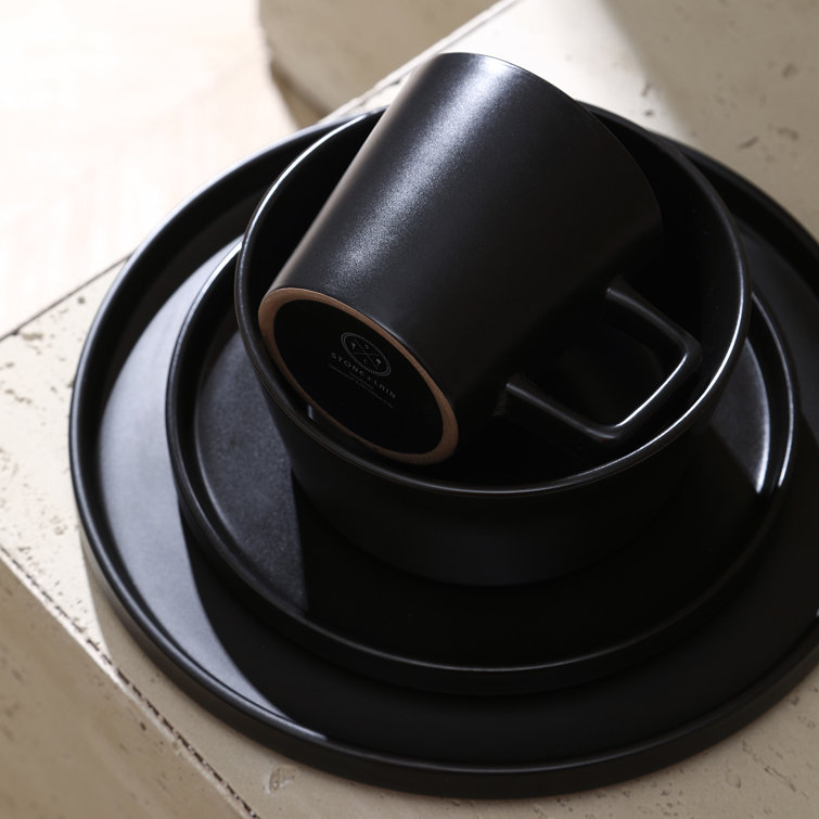 Matte Black Porcelain 16-Piece Outdoor Dinnerware Set