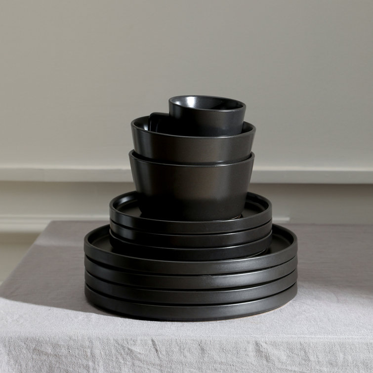 Matte Black Porcelain 16-Piece Outdoor Dinnerware Set