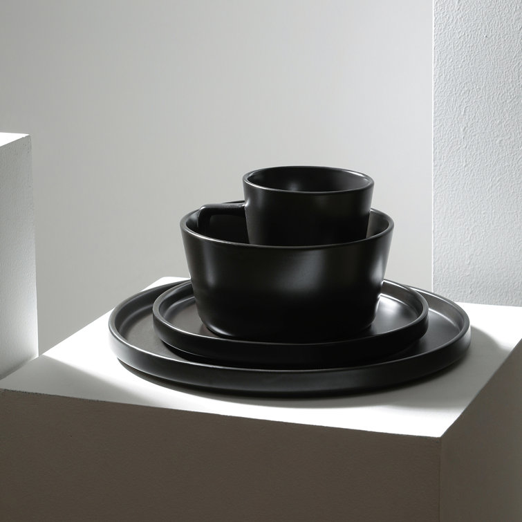 Matte Black Porcelain 16-Piece Outdoor Dinnerware Set