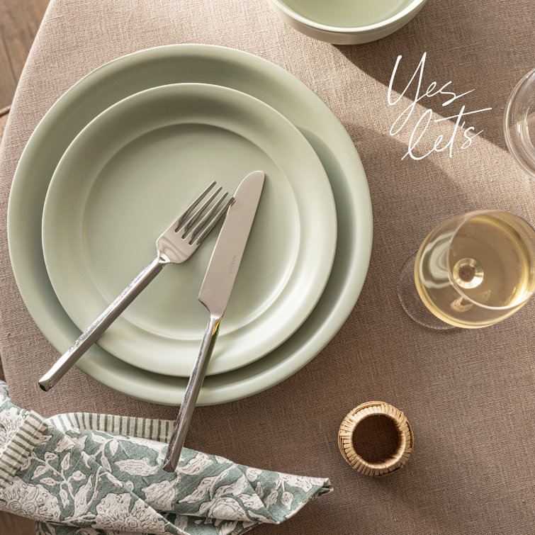 Sage Green Ceramic 16-Piece Dinnerware Set, Service for 4