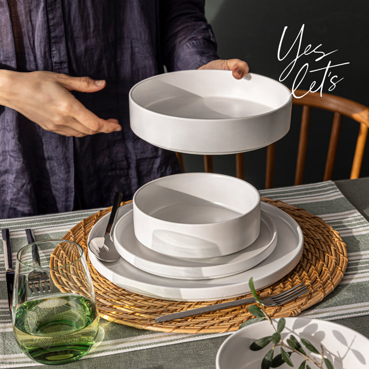 White Ceramic 16-Piece Stackable Dinnerware Set
