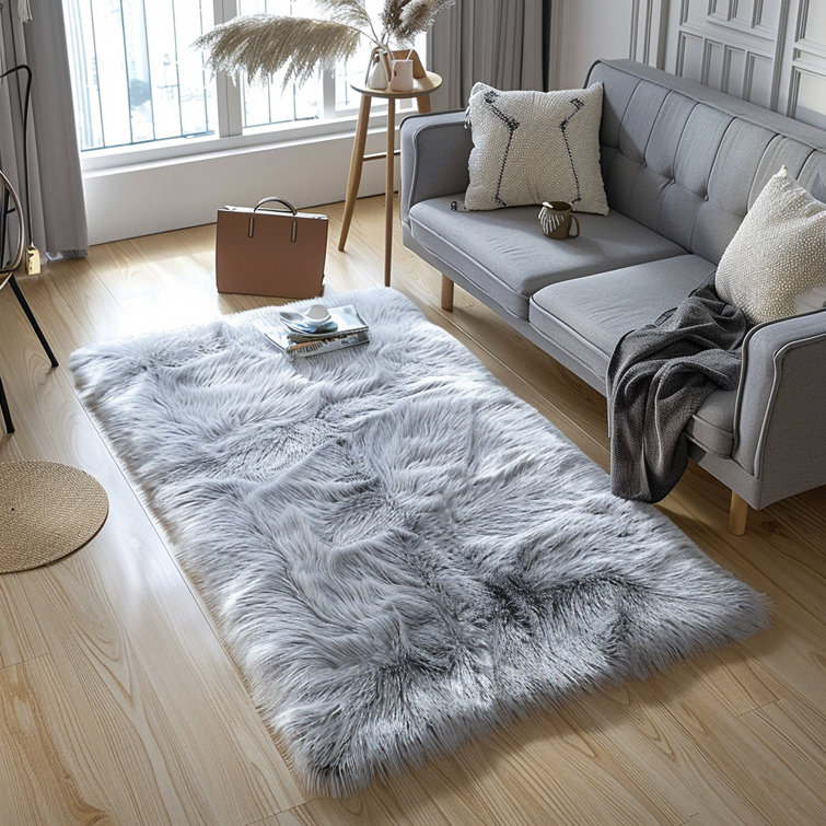 Gray Faux Sheepskin Fur Shag Area Rug 3' x 5'