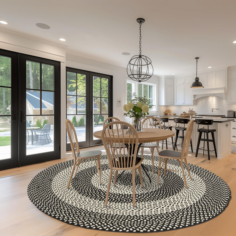 Black and White Round Geometric Braided Rug, 4' Synthetic