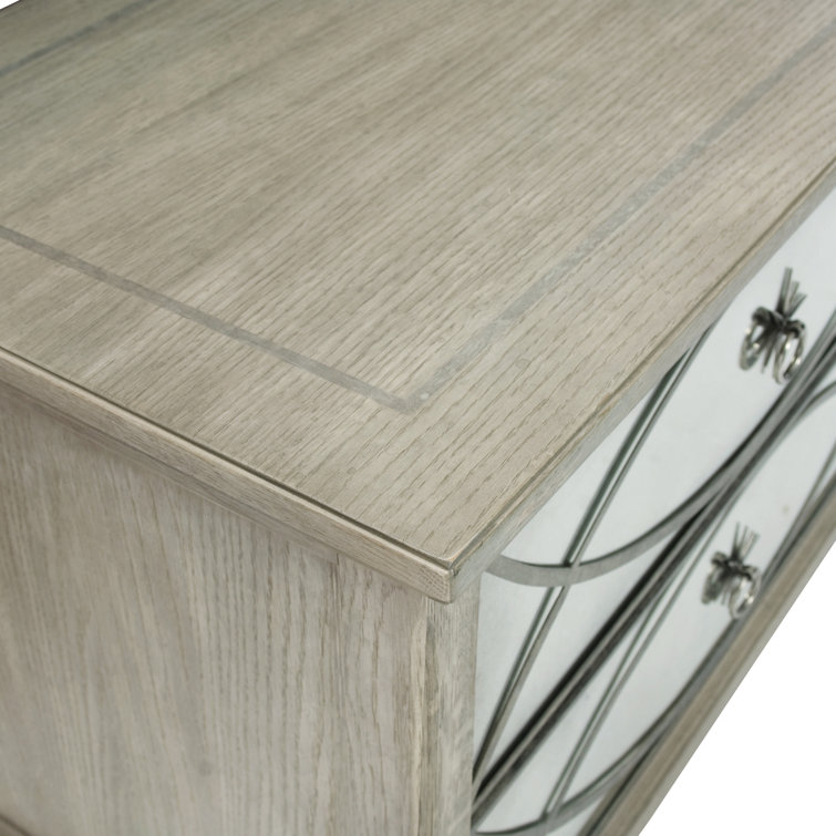 Marquesa 2 - Drawer Bachelor's Chest in Off White/Gray Cashmere