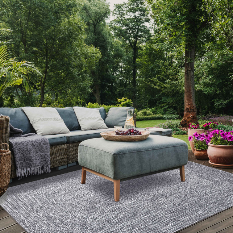 Charcoal-White Braided Reversible Indoor/Outdoor Area Rug, 5' x 8'